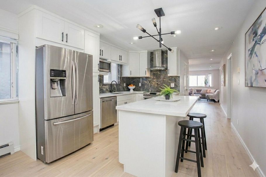 1278 E 13th Avenue Vancouver, BC - 8