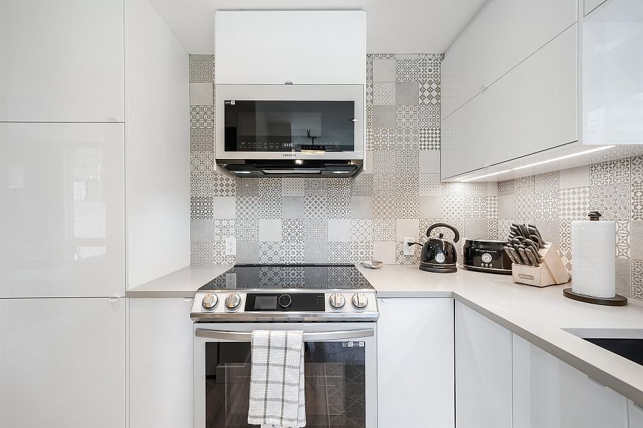 707 1166 Melville Street Vancouver, BC - 4