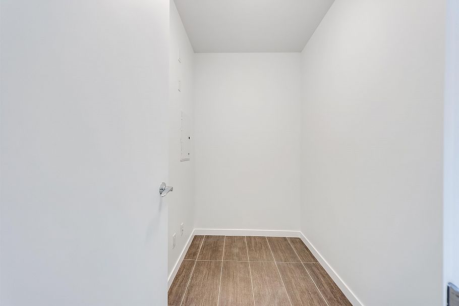 308 2528 Maple Street Vancouver, BC - 14