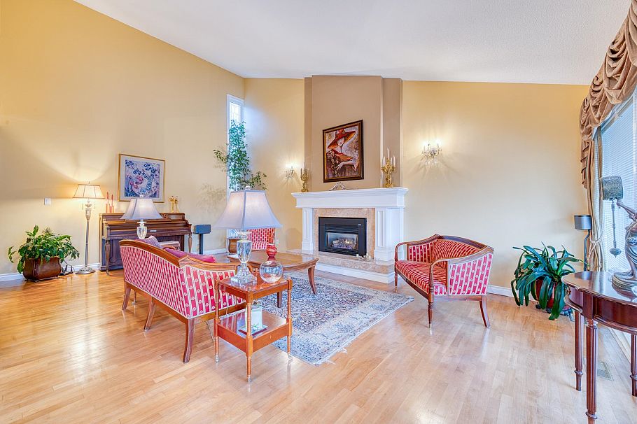 1428 W 37th Avenue Vancouver, BC - 10