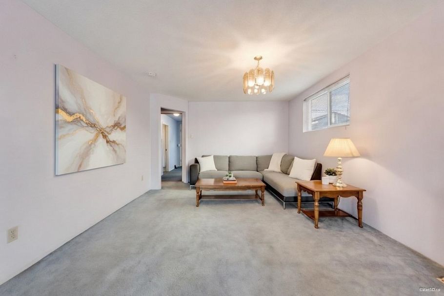 5871 Argyle Street Vancouver, BC - 4