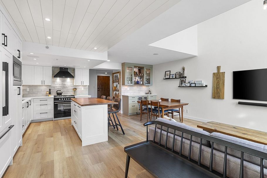 TH2 168 E Esplanade Avenue North Vancouver, BC - 5