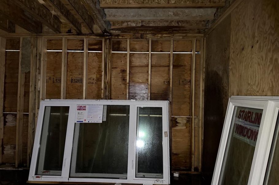 4538 W 12th Avenue Vancouver, BC - 5