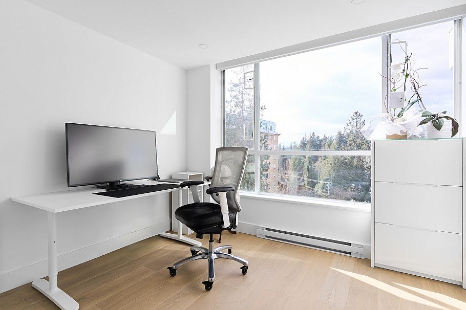 903 995 Roche Point Drive North Vancouver, BC - 12