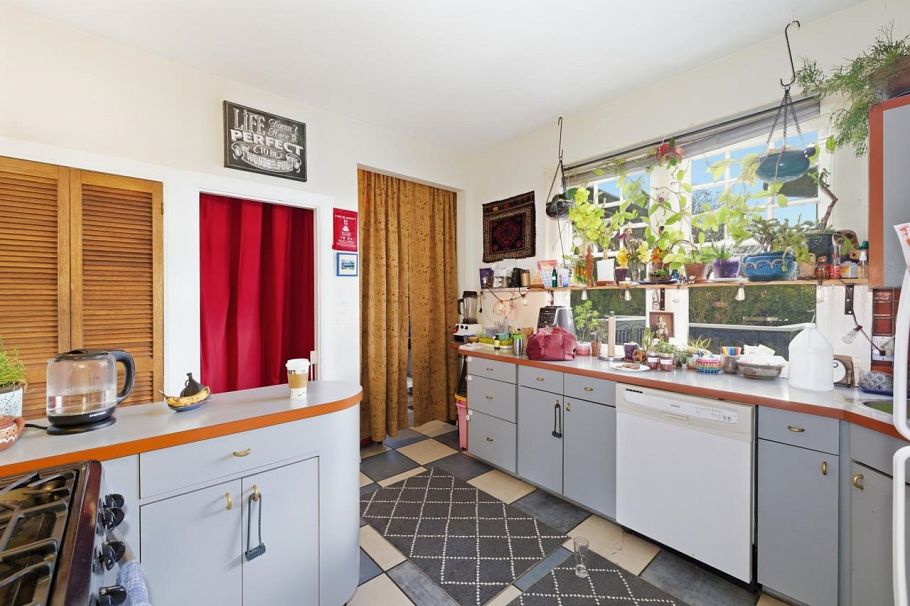 1758 Venables Street Vancouver, BC - 22