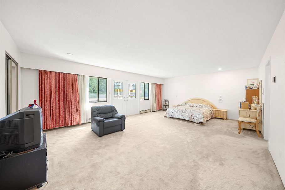 6668 Selkirk Street Vancouver, BC - 21