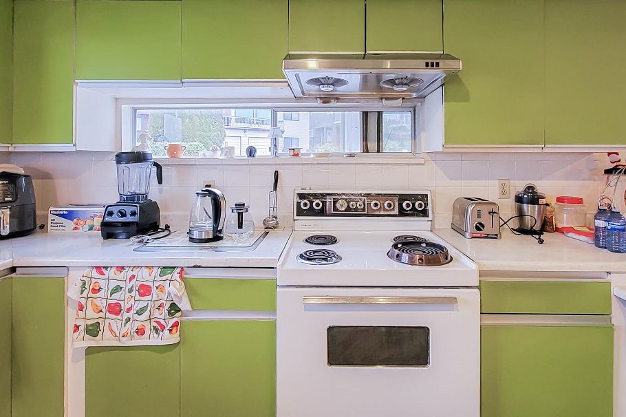 2155 Burquitlam Drive Vancouver, BC - 25