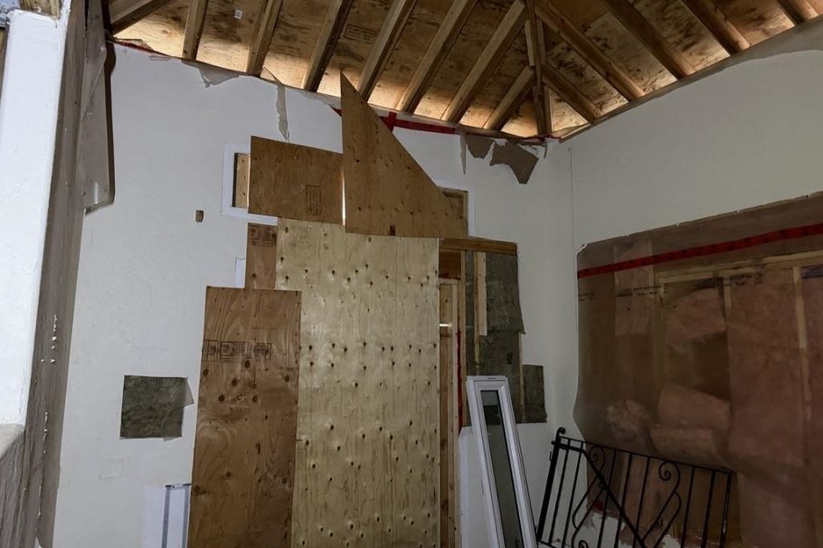 4538 W 12th Avenue Vancouver, BC - 4