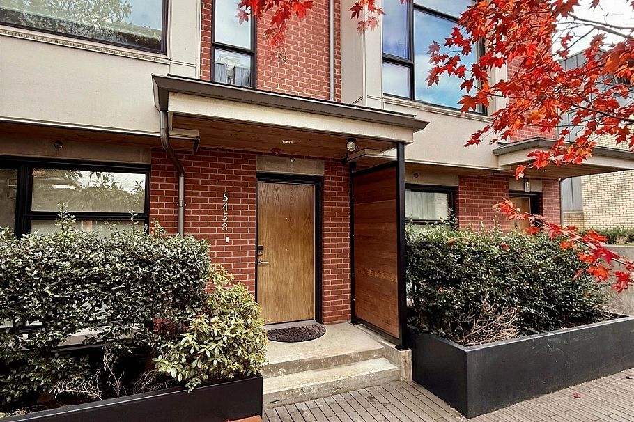 5458 Oak Street Vancouver, BC - 3