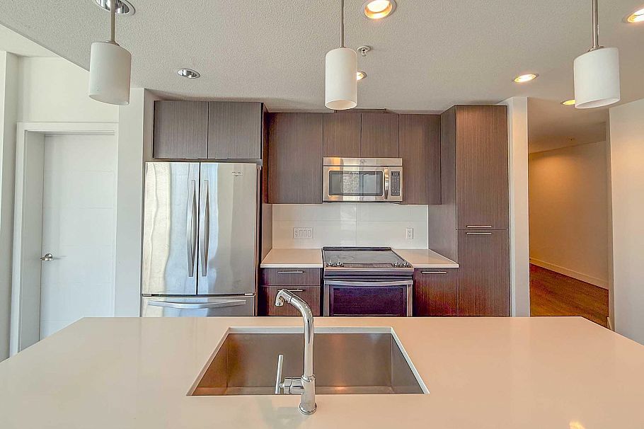 524 723 W 3rd Street North Vancouver, BC - 5