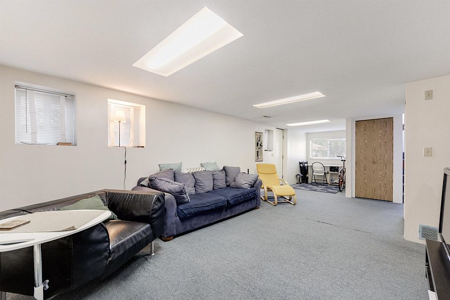 5871 Argyle Street Vancouver, BC - 19