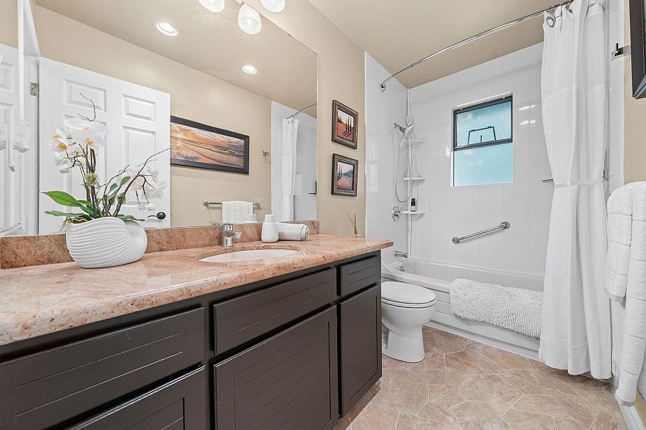 1168 Canyon Boulevard North Vancouver, BC - 26