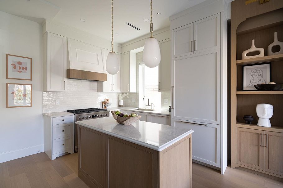 1 864 E 16th Avenue Vancouver, BC - 7