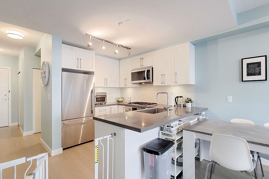 207 10177 River Drive Richmond, BC - 8