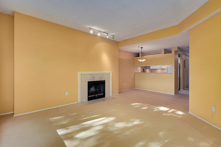 304 2256 W 7th Avenue Vancouver, BC - 5