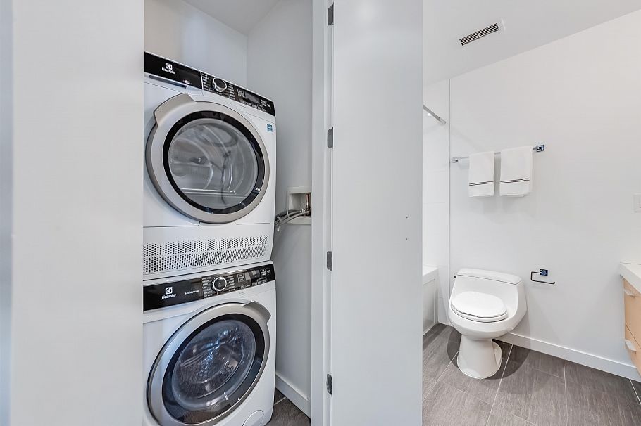 308 2528 Maple Street Vancouver, BC - 13