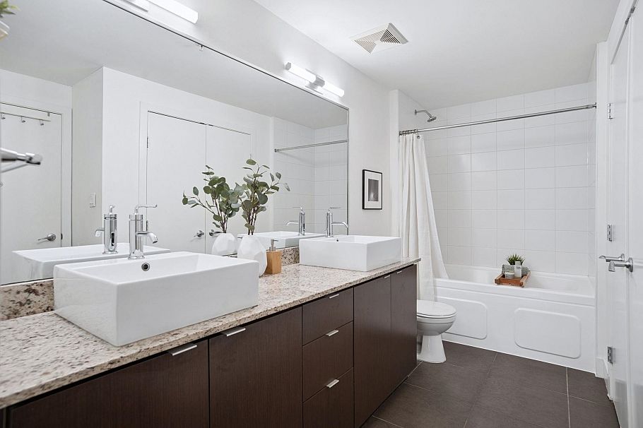 203 298 E 11th Avenue Vancouver, BC - 22