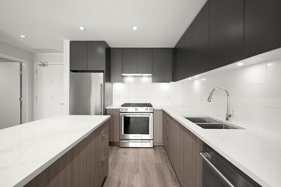 313 3430 E Kent Avenue South Avenue Vancouver, BC - 11