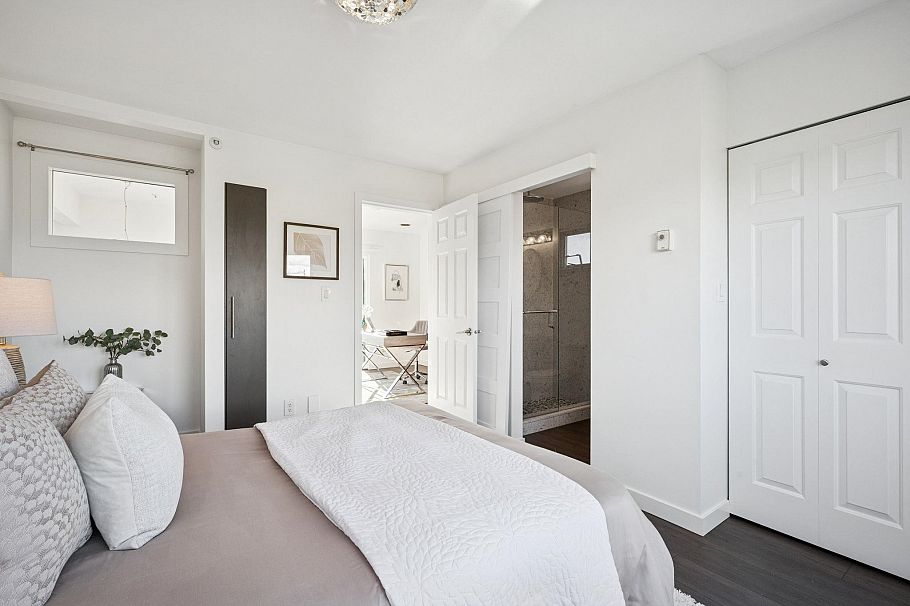 2748 E 23rd Avenue Vancouver, BC - 15