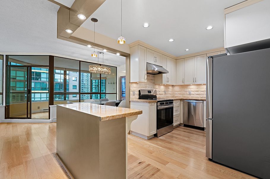 601 738 Broughton Street Vancouver, BC - 14