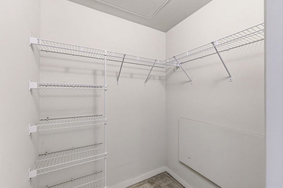 118 255 W 1st Street North Vancouver, BC - 16