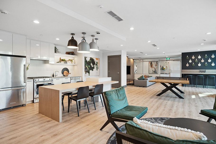 313 3430 E Kent Avenue South Avenue Vancouver, BC - 20