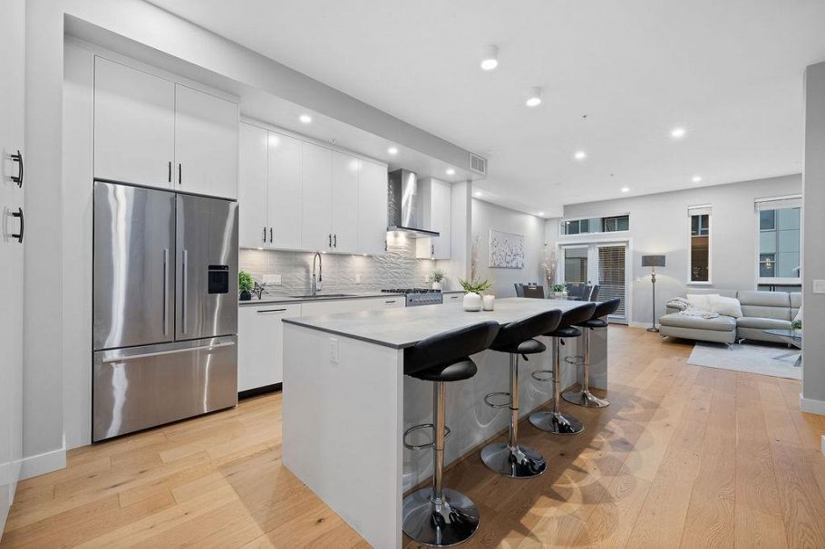 4684 Capilano Road North Vancouver, BC - 1