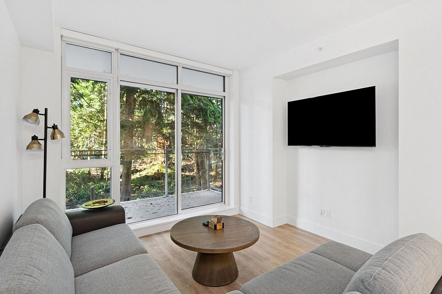 208 2375 Emery Court North Vancouver, BC - 8