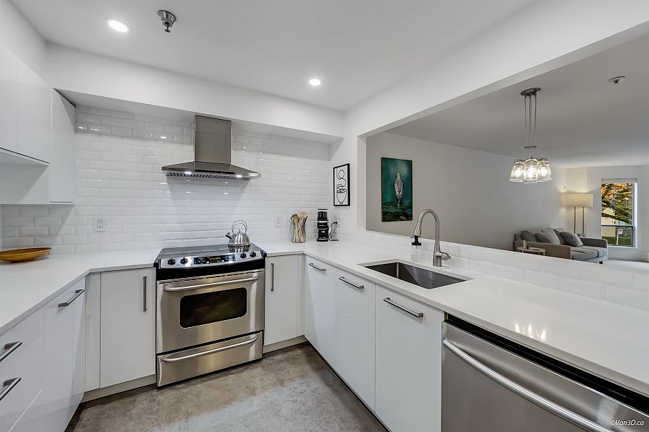 207 2288 W 12th Avenue Vancouver, BC - 3