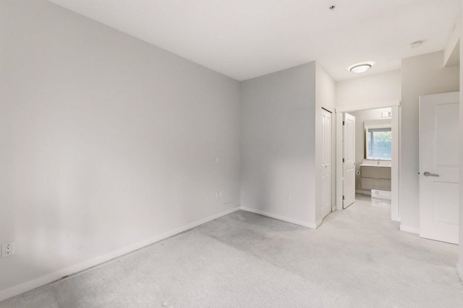 118 255 W 1st Street North Vancouver, BC - 15