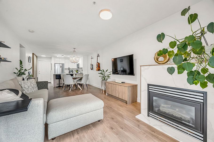 213 3038 E Kent Avenue South Vancouver, BC - 9