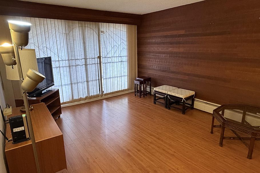 109 3925 Kingsway Burnaby, BC - 3