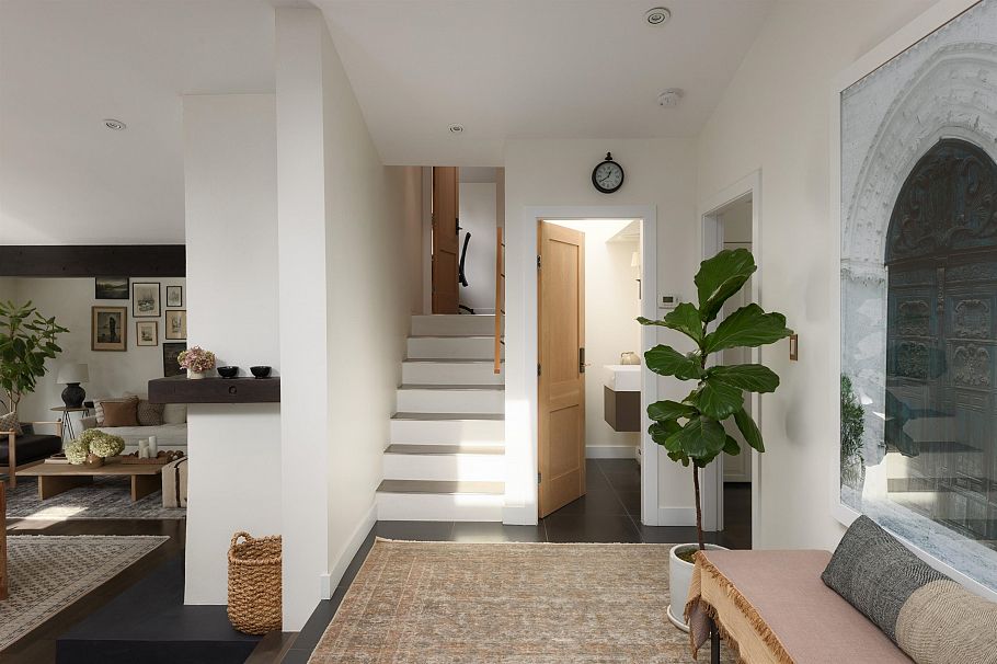 4777 Mapleridge Drive North Vancouver, BC - 13