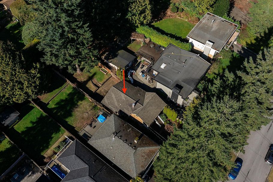 3015 Royal Avenue North Vancouver, BC - 37