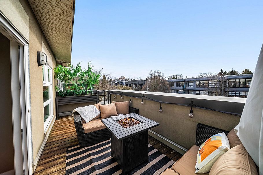 406 2181 W 12th Avenue Vancouver, BC - 9