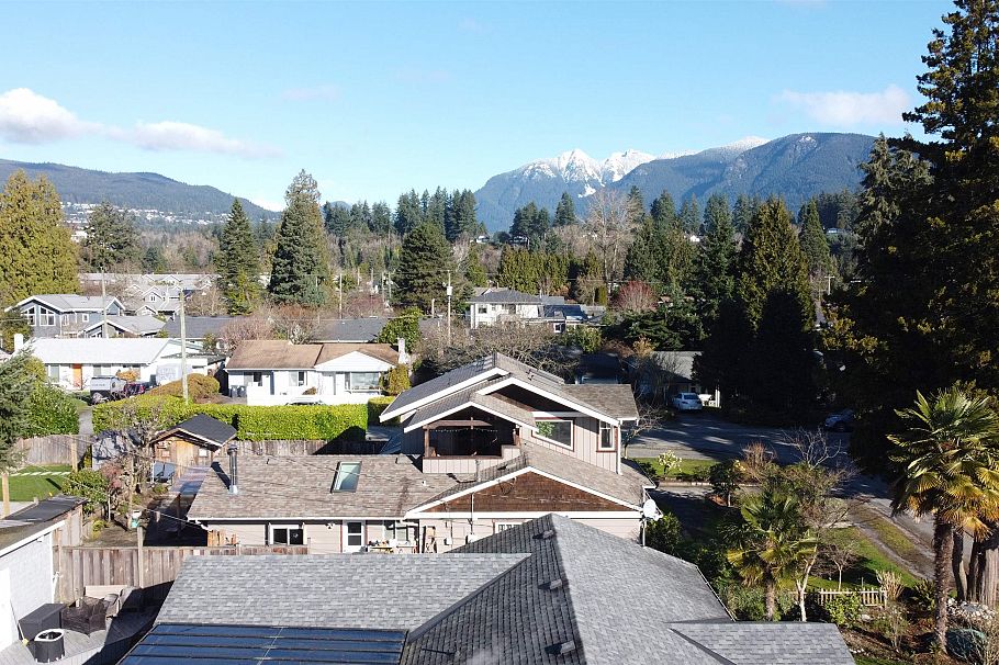 1319 Cottonwood Crescent North Vancouver, BC - 7