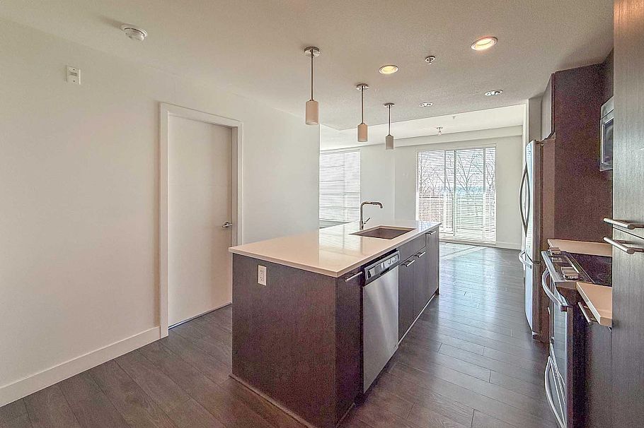 524 723 W 3rd Street North Vancouver, BC - 3