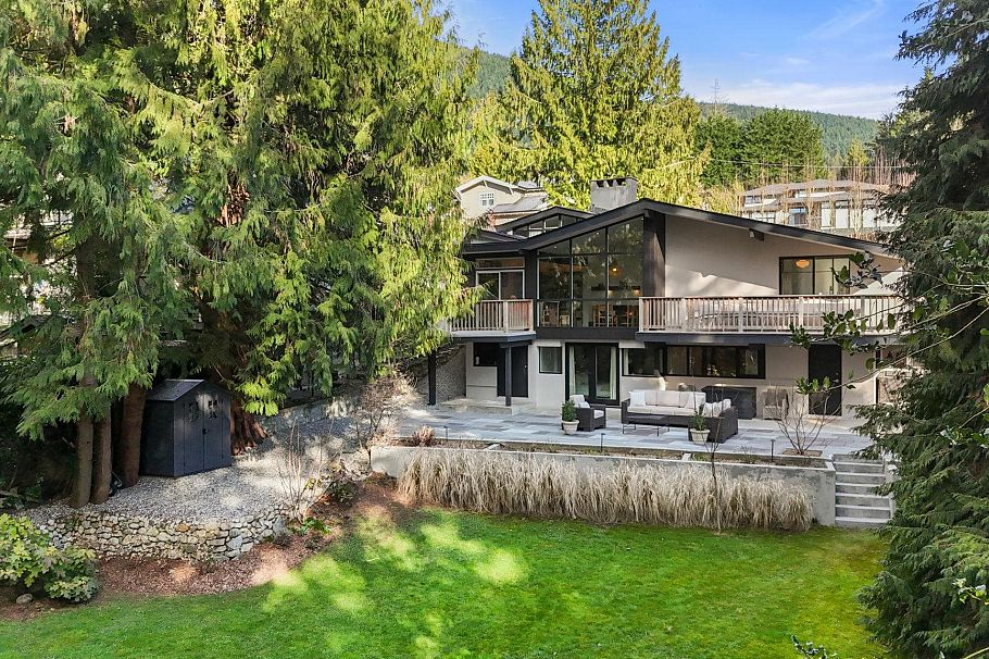 4777 Mapleridge Drive North Vancouver, BC - 17