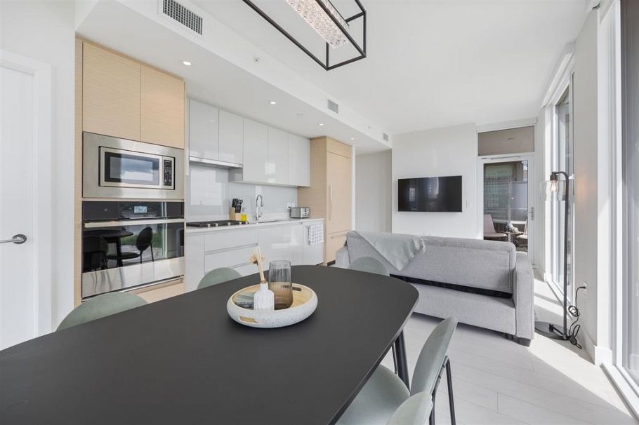 1607 3538 Sawmill Crescent Vancouver, BC - 20