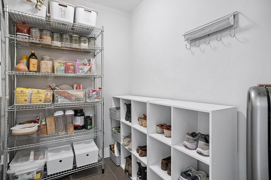 203 298 E 11th Avenue Vancouver, BC - 24