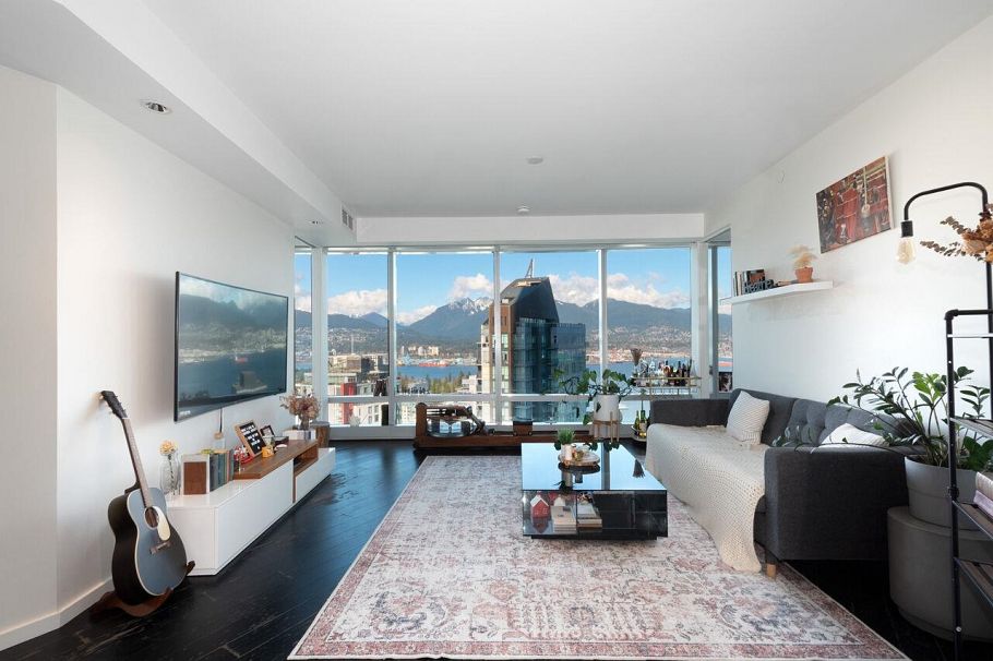 4205 1151 W Georgia Street Vancouver, BC - 4