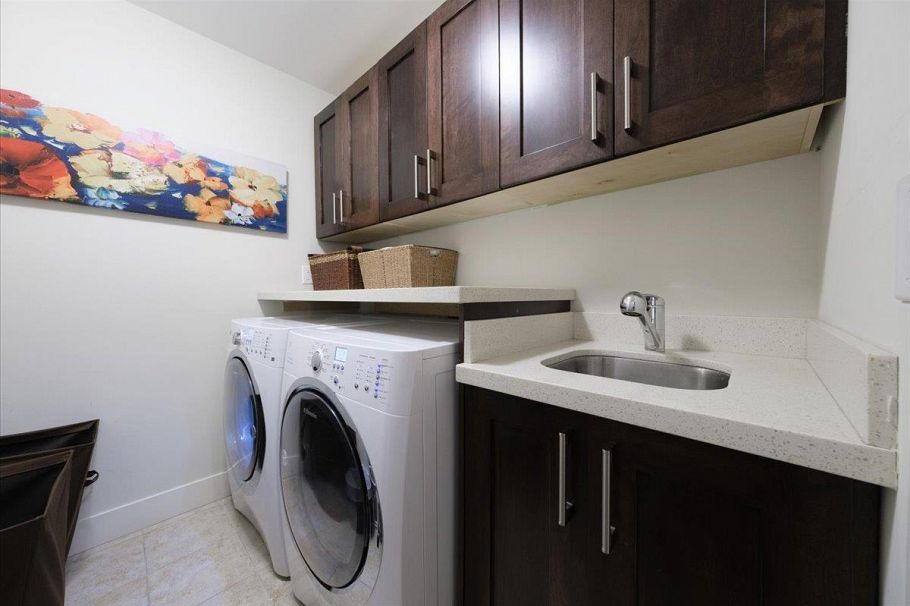 640 W 15th Street North Vancouver, BC - 34