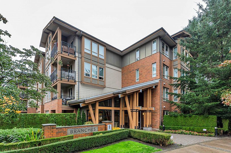 310 1111 E 27th Street North Vancouver, BC - 1