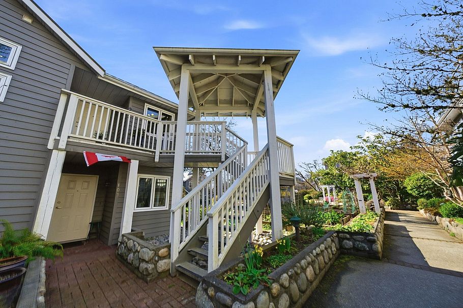 203 1538 Bowser Avenue North Vancouver, BC - 22