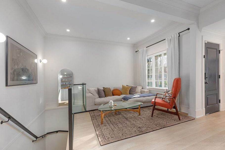 708 Woodland Drive Vancouver, BC - 5