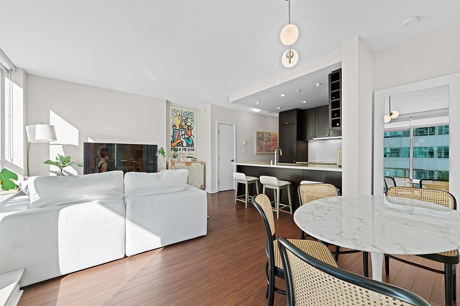 607 821 Cambie Street Vancouver, BC - 2