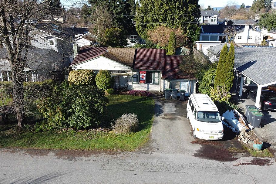 1319 Cottonwood Crescent North Vancouver, BC - 4