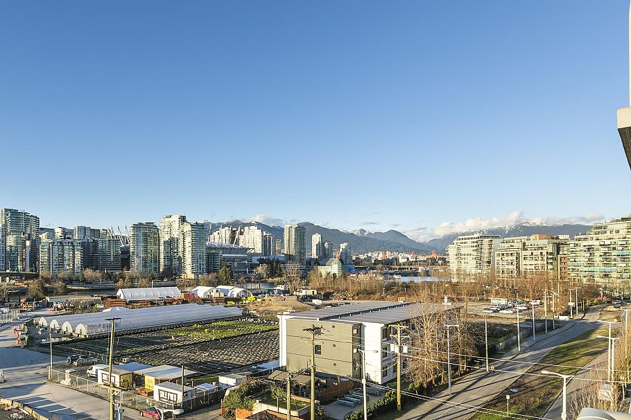 801 1833 Crowe Street Vancouver, BC - 7