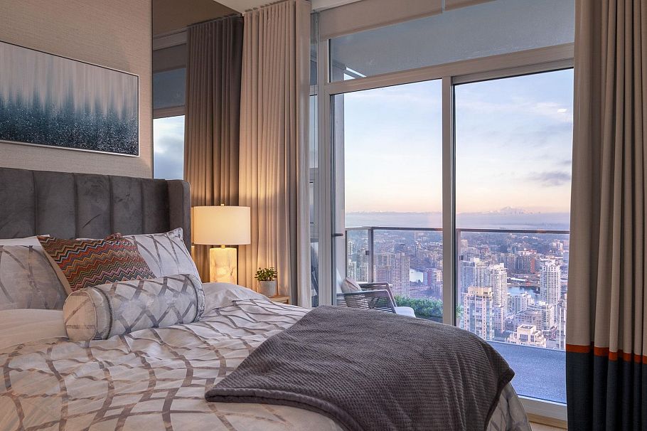 5205 1289 Hornby Street Vancouver, BC - 24