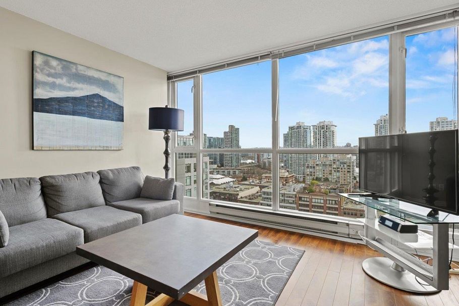 1607 1188 Richards Street Vancouver, BC - 2